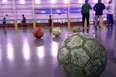 Gobierno distribuirá 2 millones de pesos a los clubes deportivos de la provincia