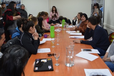Proponen entregar terrenos a universitarios recién graduados para que se radiquen en Río Grande
