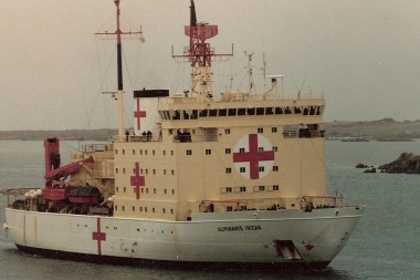 Homenajearon a excombatientes del rompehielos Irízar que participaron en la guerra de Malvinas