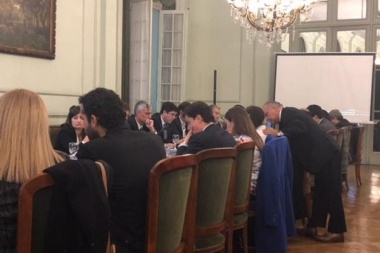 Encuentro binacional para avanzar hacia la integración del Paso San Sebastián