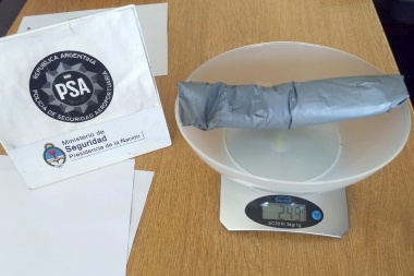 Detuvieron a una mujer con casi un kilo de cocaína que pretendía trasladar a Ushuaia