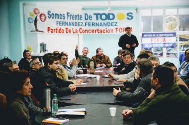 Encuentro de la Mesa Nacional de FORJA: "Hoy el norte de FORJA es el sur”