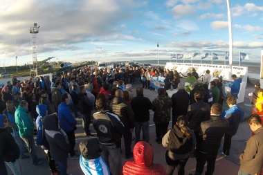 Pesca en Malvinas: “Queremos que cada fueguino tenga la oportunidad de acompañar este documento con su firma” dijo Dachary