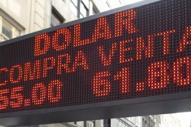 Piden abrir una investigación por el salto del dólar el día después de las PASO