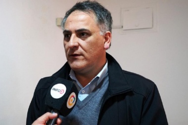"Los aumentos que dio Fabiana Ríos todavía los está pagando la gobernadora Bertone"
