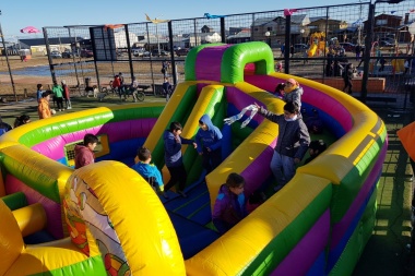 Llega el primer “RGA Recreativa en tu barrio” del verano organizado por el Municipio