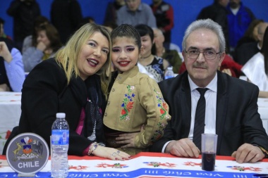 Bertone participó de los festejos por el 207 aniversario de la Independencia de Chile