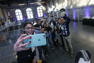 La Fundación YPF lanza una convocatoria para otorgar becas a estudiantes universitarios