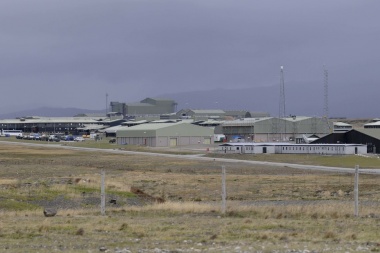 Segundo incidente en pocos días: retuvieron a un argentino en las Islas Malvinas con municiones sin detonar