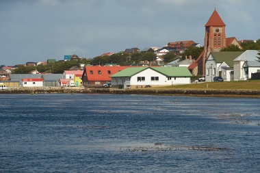 En Malvinas, el gobierno ilegítimo asegura que “siempre estuvo al tanto” del acuerdo con Mondino