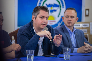 Repudian declaraciones de candidato libertario que apoyó la creación de base militar de EEUU en Ushuaia