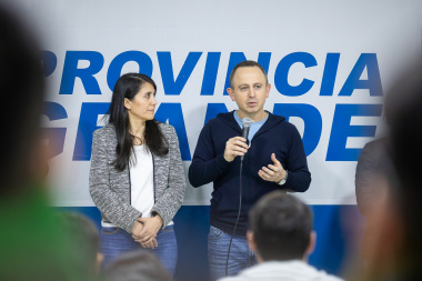 Diaz: “Vamos a eliminar la fecha de vencimiento que Milei le impuso a la industria fueguina”