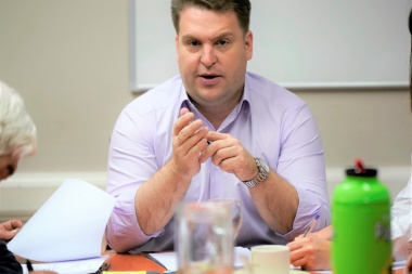 Von der Thusen propone crear una “Coordinación Municipal para la Prevención del Suicidio”