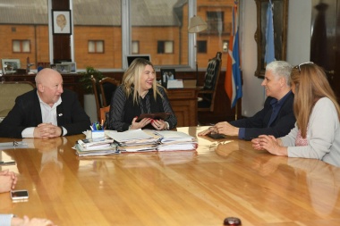 “Navidad Unida”: Gobierno y La Anónima lanzaron una canasta de 32 productos