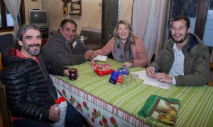 Gobierno entregó subsidios por 50 mil pesos a dos productores de Ushuaia