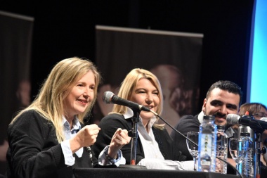 Bertone y Vuoto compartieron homenaje por los 100 años del nacimiento de Eva Perón