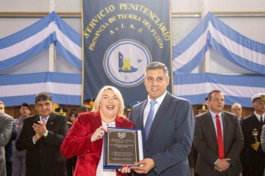 Bertone encabezó el acto por el 10° aniversario del Servicio Penitenciario Provincial