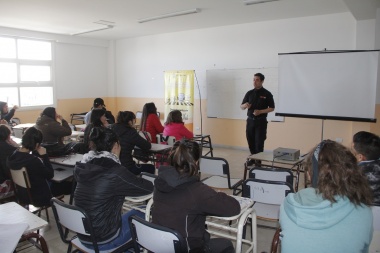 Los cursos para obtener la licencia de conducir se dictarán en diferentes barrios de la ciudad