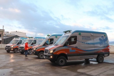 Cinco nuevas ambulancias se suman al sistema de salud pública