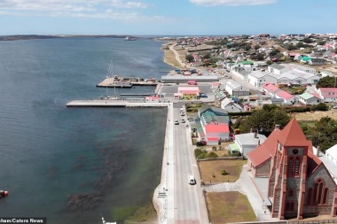 Kelpers firmaron contrato para el diseño y la construcción de un nuevo puerto en Malvinas