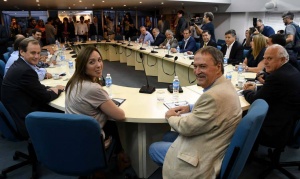 Paritaria docente: Provincias piden a la Nación que suba su aporte