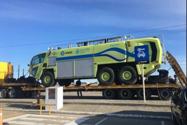 La provincia cuenta con una nueva autobomba que será destinada al aeropuerto de Río Grande
