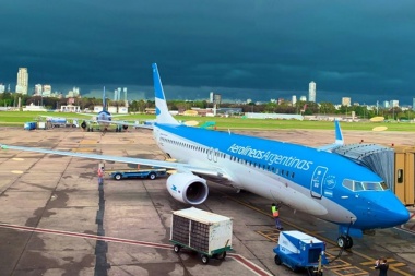 Por saturación del tráfico aéreo en Ezeiza, los vuelos regionales vuelven a Aeroparque
