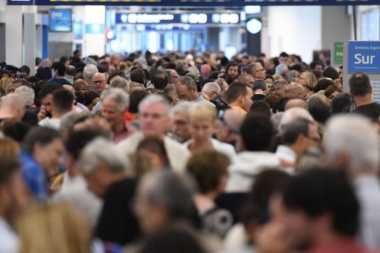 Por medidas gremiales, el viernes habrá demoras y cancelaciones en vuelos de Aeroparque