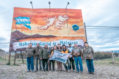 Ushuaia: se reinauguró el mural restaurado que conmemora la Gesta de Malvinas