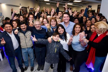 "Los argentinos y los fueguinos le dijimos basta a este modelo de ajuste", destacó Perez