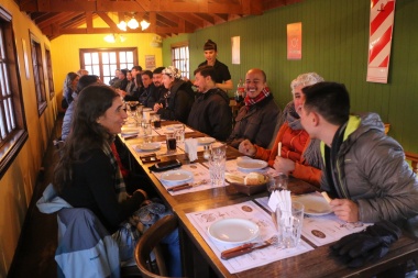 Científicos de España y Brasil participan de un curso de geomorfología en Río Grande