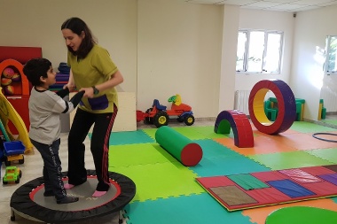 Centro “Mamá Margarita”: más de 18 especialistas trabajan para rehabilitación en atención temprana y pediatría