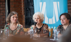Carlotto: "Como soplan vientos de olvido, tenemos que profundizar la memoria"
