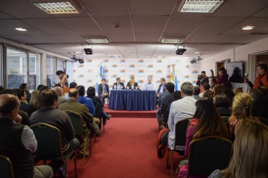 Se firmó el contrato para la construcción del CAPS en Andorra que beneficiará a más de 4 mil personas