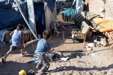 En el 2018, más de 600.000 chicos y adolescentes cayeron en la pobreza
