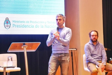 Rossi: "Sabemos que es difícil conseguir el primer empleo y ahí estaremos para ayudarlos"