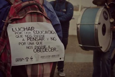 "Los diputados de Cambiemos lo único que pretenden es defender las políticas de ajuste"