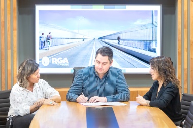 Pérez firmó el llamado a licitación para la obra de readecuación del puente 'General Mosconi'