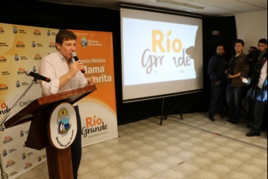 Centro de Rehabilitación Mamá Margarita: Melella encabezó la entrega de equipamiento