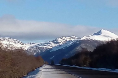 Rutas con nieve: piden circular con extrema precaución