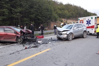 El airbag los salvó en un violento impacto sobre la Ruta 3
