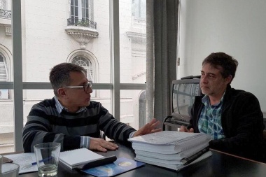 Cruce por aguas argentinas: FEPOTRA pidió intervención al Defensor del Pueblo