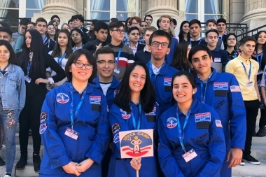 Dos fueguinos emprenden este sábado su viaje al campamento espacial de la NASA