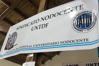Trabajadores no docentes de la UNTDF repudiaron la intervención judicial para suspender elecciones