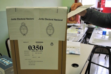 "No votes en blanco", la campaña que busca evitar la apatía electoral entre los fueguinos