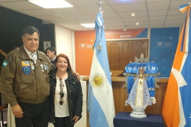 La 'Virgen Malvinera' pasó por Casa de Gobierno y seguirá su recorrido por Ushuaia