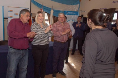 Iniciaron las obras para el tendido de la red de gas natural en dos barrios de Tolhuin