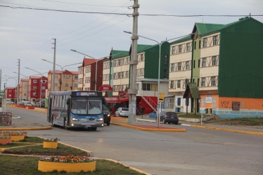 Melella firmó el llamado a licitación para la construcción de veredas en Chacra II