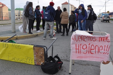Gobierno propone fortalecer los Centros de Estudiantes de nivel secundario