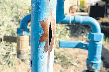 Piden prevenir para evitar el congelamiento del agua y las cañerías este invierno